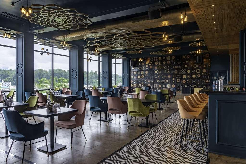 דהראדון Clarion Hotel Epicure מסעדה תמונה